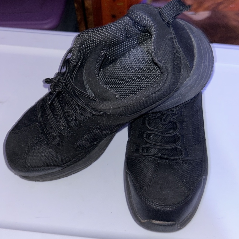 Men’s skid  and oil resistant  work shoes - Picture 3 of 6